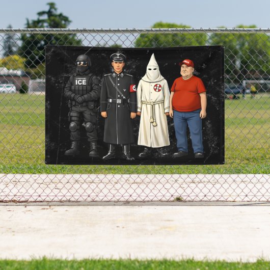 Same Different Costume Spandoek (Insitu)