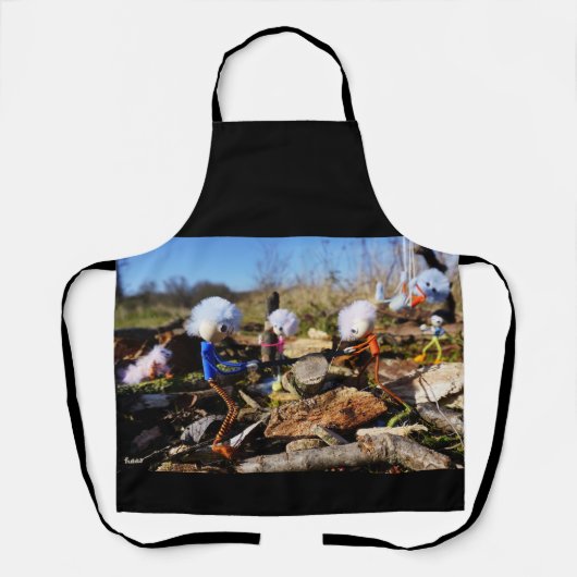 Samenwerking van Fubby poppetjes op een houtwerkpl Schort (Voorkant)