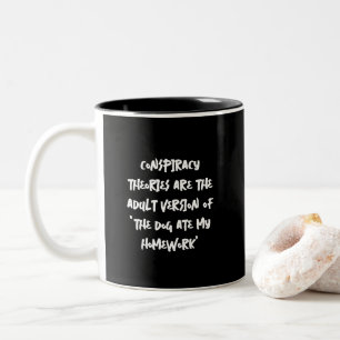 Samenzweringstheorieën - De hond at mijn huiswerk Tweekleurige Koffiemok