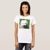 Samoyed in gras t-shirt (Voorkant volledig)