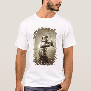 Samurai met verhoogd zwaard, c.1860 (albumenafdruk t-shirt