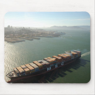 San Francisco Container Ship Muismat