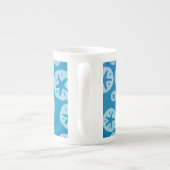 Sand Dollar White en Blue Pattern Porselein Kop (Achterkant)