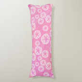 Sand Dollar White en Roze Lichaamskussen (Voorkant Verticaal)