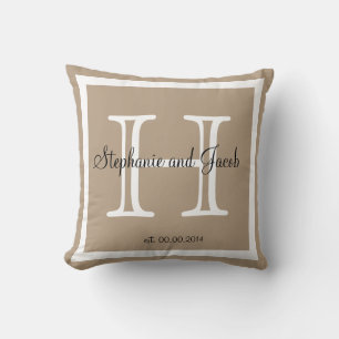 Sand tan taupe personnalisé coussin de mariage