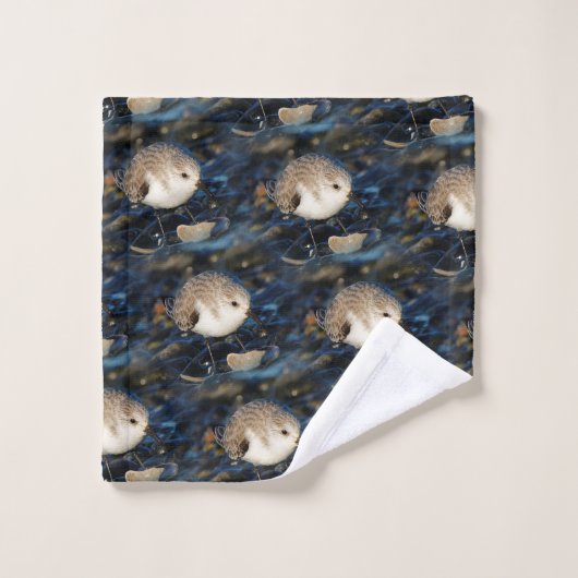 Sanderling Dines sur Clam à la plage (Gant de toilette)