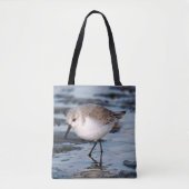Sanderling Strolls a Winter Beach Tote Bag (Voorkant)