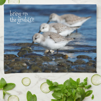 Sanderlings feesten in gespreide synchroniciteit theedoek