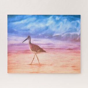 Sandpipers ochtendwandeling op strand tijdens zons legpuzzel
