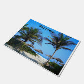 Sandy Beach with Palm Trees and an Ocean Uitzicht  Deurmat (Schuin)