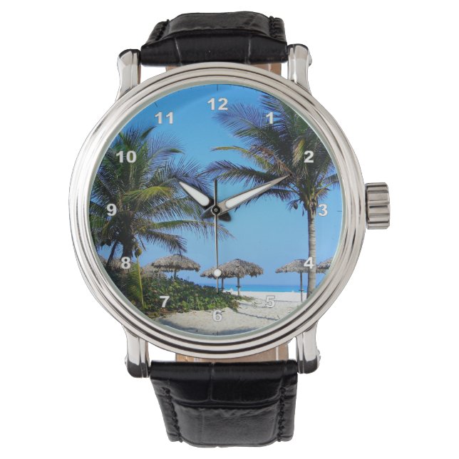 Sandy Beach with Palm Trees and An Ocean Uitzicht Horloge (Voorkant)