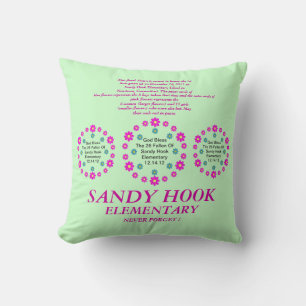 Sandy Hook Elementary vergeet het nooit. Kussen