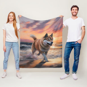 Sandy Paws Akita Hond op Strand Zonsondergang Fleece Deken