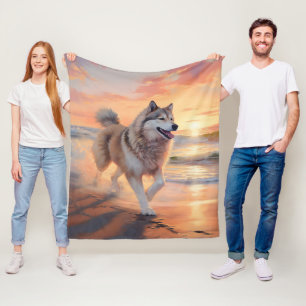 Sandy Paws Alaskan Malamute Hond op Strand Zonsond Fleece Deken