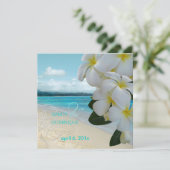 Sandy strand/plumeria bestemmingsbruiloft kaart (Staand voorkant)