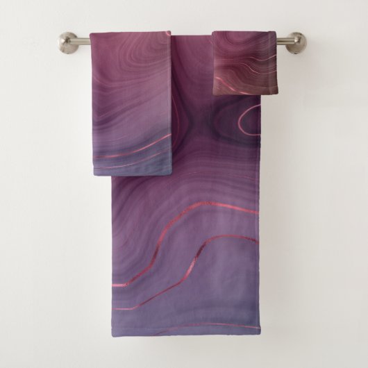 Sangria Strata | Moody roze en Paarse Luxe Agate Bad Handdoek (Insitu)