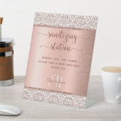 Sanitizing Station Roos Gold Monogram Weddenschap Reclamebord Met Voetstuk (Insitu)