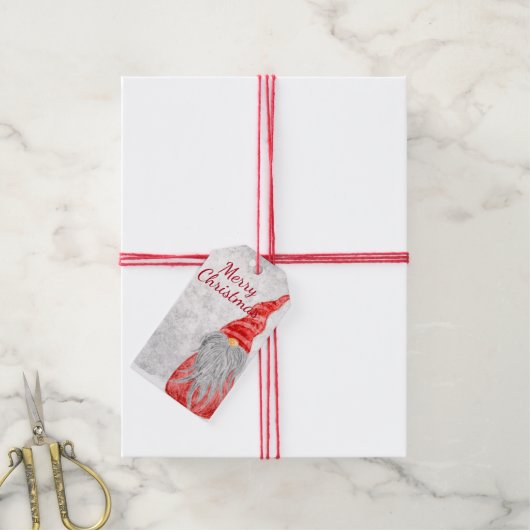 Santa Claus Gnome op Snowy Field Cadeaulabel (Met Touw)