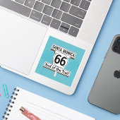 Santa Monica California Sticker (Laptop met iPhone)