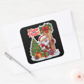 Santa Peeking Door Black Background Vierkante Sticker (Envelop)