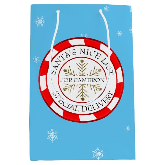 Santa's Nice List aangepaste naam Kerstmis Medium Cadeauzakje (Voorkant)