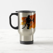Sapeur-pompier dans la tasse de flammes (Gauche)