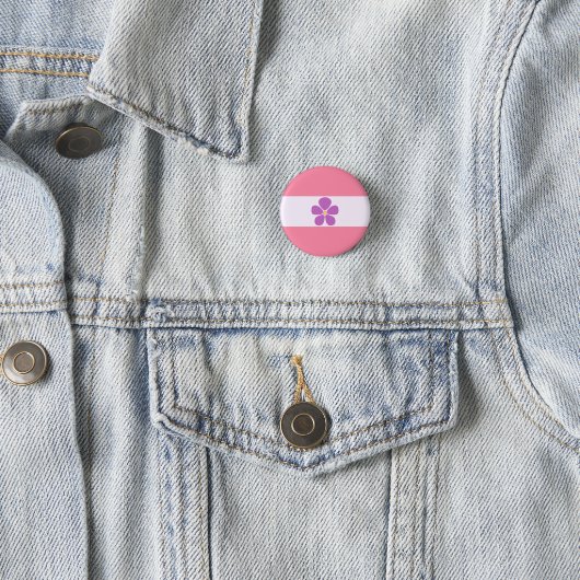 Sapphic Pride Button (In situ)