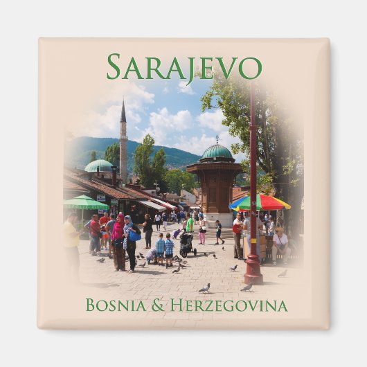 Sarajevo: Pigeon Square in the Old Bazaar Magneet (Voorkant)