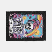 Sarcastic Skeleton The Idgaf Funny Tarot Card Goth Fleece Deken (Voorkant (Horizontaal))