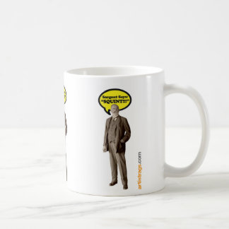 Sargent dit le "STRABISME !" Tasse