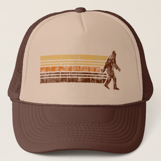Sasquatch Distress  Retro Trucker Hat Trucker Pet (Voorkant)