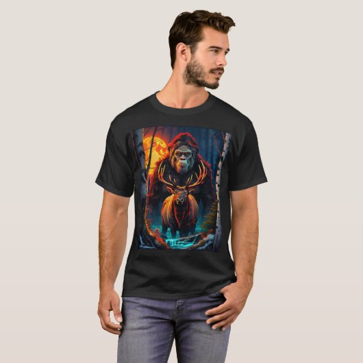 Sasquatch en Elk Moonlit Hunt T-shirt (Voorkant volledig)