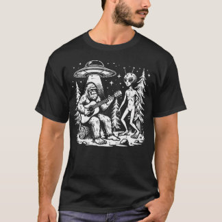 Sasquatch Guitar Alien Ufo Camping Bigfoot Women M T-shirt