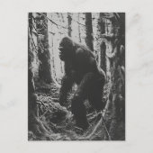 Sasquatch in het bos zwart-wit briefkaart (Voorkant)