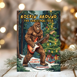 Sasquatch Rockt Rond de Kerstboom Feestdagenkaart