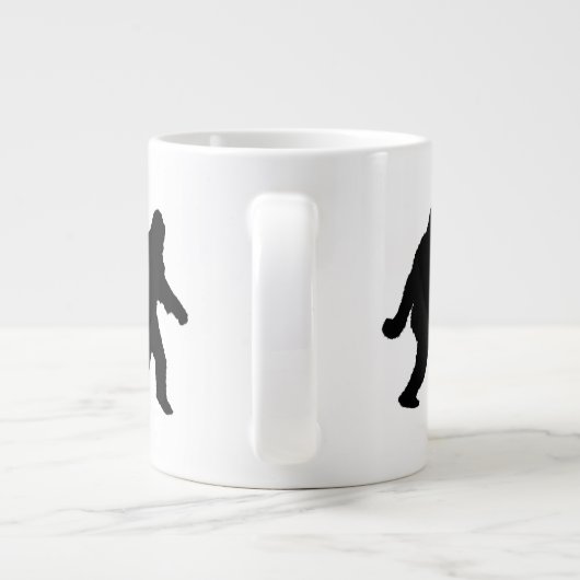 Sasquatch Squatchin' Silhouette Jumbo Mok (Achterkant)