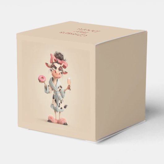 Sassy Koe in Spa-modus Bedankdoosjes (Achterkant)