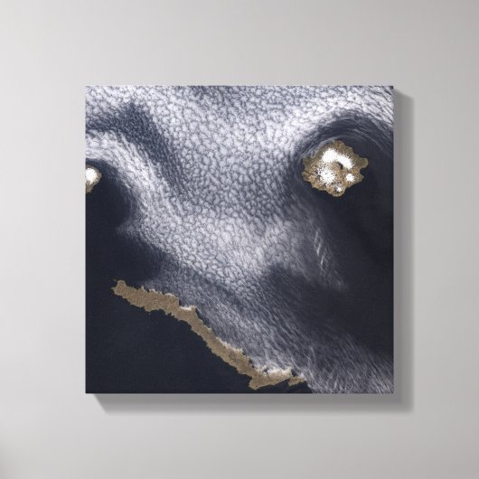 Satelliet-afbeelding van het eiland Semisopochnoi Canvas Afdruk (Voorkant)
