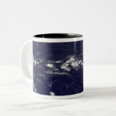 Satelliet-uitzicht van de aarde tweekleurige koffiemok (Voorkant links)