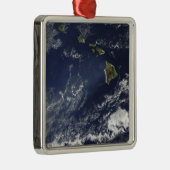 Satelliet-uitzicht van vulkanische mist metalen ornament (Rechts)