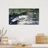 Satellietuitzicht van olieverlies 2 poster (Keuken)