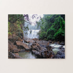 Sathodi-waterval Kalirivier India. Legpuzzel