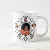 Sathya Sai Baba Jumbo Mok met Sarva Dharma Symbol (Rechts)