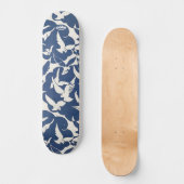 satomi motorsport x pigeons skateboard (Voorkant)