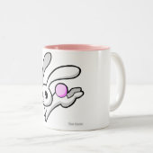 Sautent à cloche-pied le lapin avec la tasse (Devant droit)