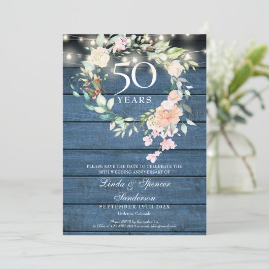 Save The Date 50e Anniversaire Bleu Rustique Flore Lumières (Debout devant)