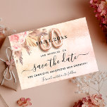 Save The Date 60e anniversaire pampas fleurons roses or<br><div class="desc">Une fille et tendance Enregistrer la date pour une fête de 60e anniversaire. Un arrière - plan rose vif à dégradé d'or rose décoré de fleurs rose vif et d'herbe de pampas. Personnalisez et ajoutez une date et un nom/âge. Le texte : Save the Date est écrit avec un grand...</div>