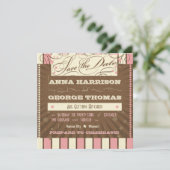 Save The Date Affiche Rustique : Mousse de Fraises Date à Sauveg (Debout devant)