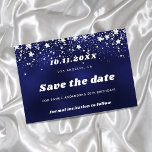 Save The Date Anniversaire bleu marine argent étoiles enregistre<br><div class="desc">A Enregistrer la date pour une fête d'anniversaire de 50e (ou tout âge). Un arrière - plan bleu marine. La couleur bleue est inégale. Décoré de faux étoiles d'argent. Pour lui et elle.</div>