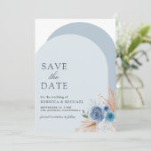 Save The Date Arch en Pampas Bohème Fleurie Bleu Poussiéreux Cod (Debout devant)